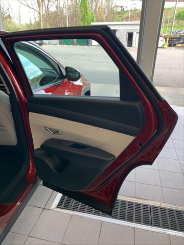 2026 Hyundai Tucson Hybrid Blue SE
