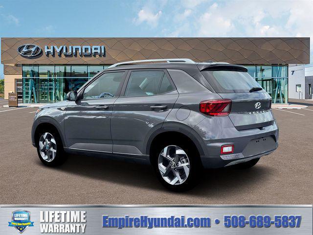 2026 Hyundai Venue SEL w/Two-Tone Roof