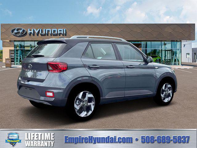 2026 Hyundai Venue SEL w/Two-Tone Roof