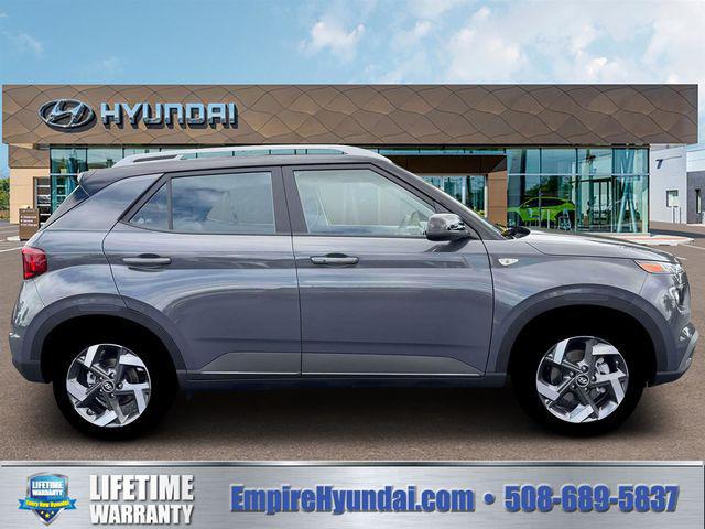 2026 Hyundai Venue SEL w/Two-Tone Roof