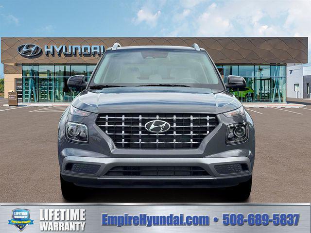 2026 Hyundai Venue SEL w/Two-Tone Roof