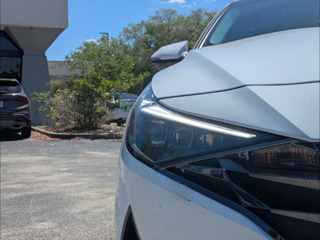 2023 Hyundai Elantra Hybrid Limited