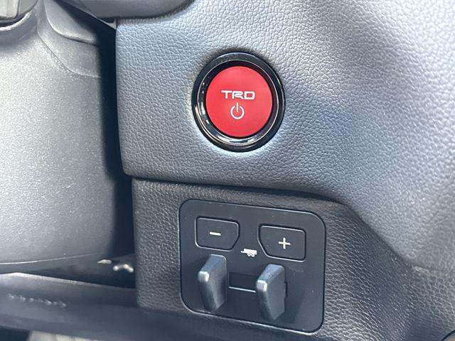 2026 Toyota Tundra Limited CrewMax 6.4' Bed