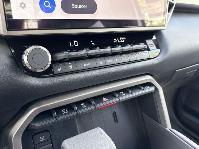2026 Toyota Tundra Limited CrewMax 6.4' Bed