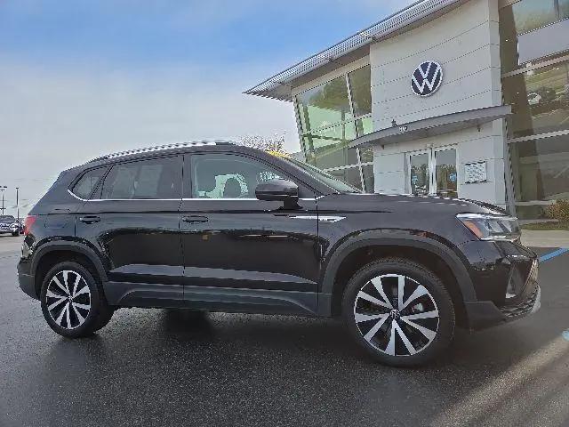 2023 Volkswagen Taos 1.5T SE for sale in Rochester Hills, MI