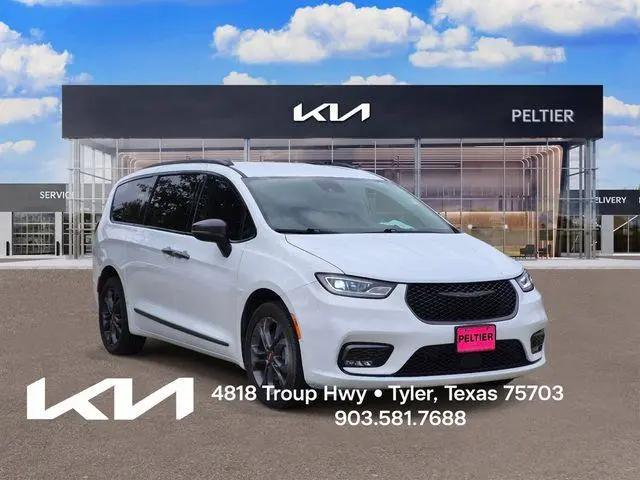 2023 Chrysler Pacifica Touring L AWD for sale in Tyler, TX