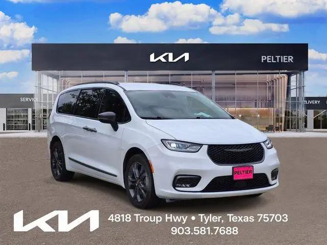 2023 Chrysler Pacifica Touring L AWD for sale in Tyler, TX