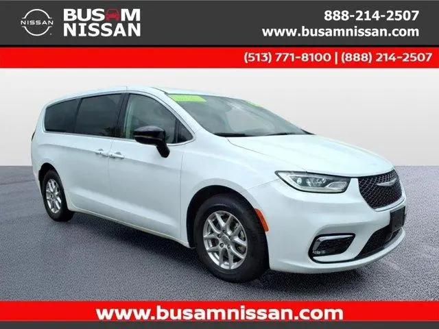 2024 Chrysler Pacifica Touring L for sale in Cincinnati, OH
