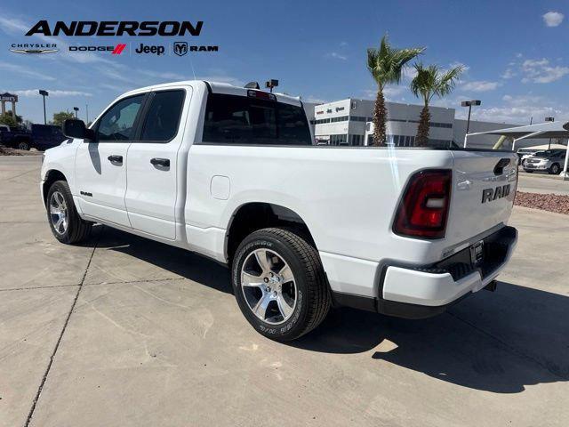 2026 RAM 1500 RAM 1500 EXPRESS QUAD CAB 4X2 64 BOX