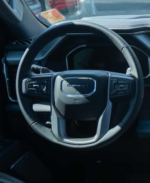 2026 GMC Sierra 1500 Crew Cab, Standard Bed, Denali, 4WD