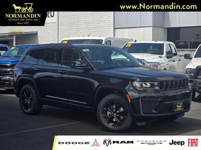 2026 Jeep Grand Cherokee GRAND CHEROKEE LAREDO ALTITUDE 4X4 2026 Jeep Grand Cherokee GRAND CHEROKEE LAREDO ALTITUDE 4X4