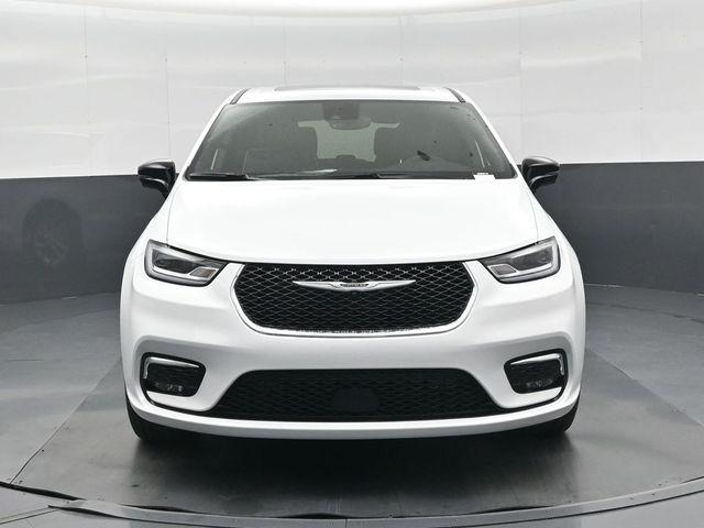 2026 Chrysler Pacifica Limited AWD