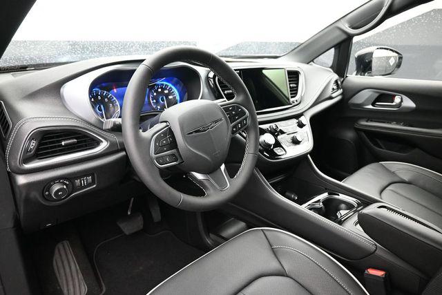 2026 Chrysler Pacifica Limited AWD