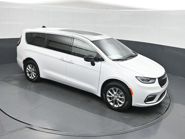 2026 Chrysler Pacifica Limited AWD