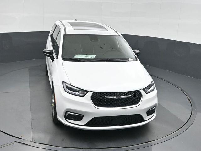 2026 Chrysler Pacifica Limited AWD