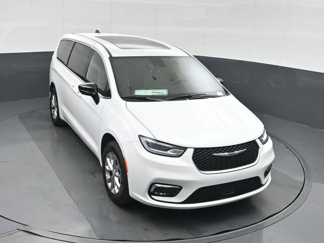2026 Chrysler Pacifica Limited AWD