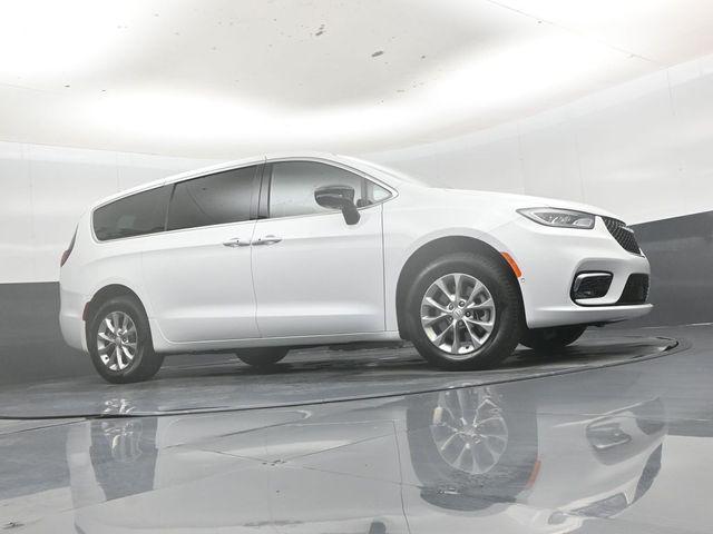 2026 Chrysler Pacifica Limited AWD