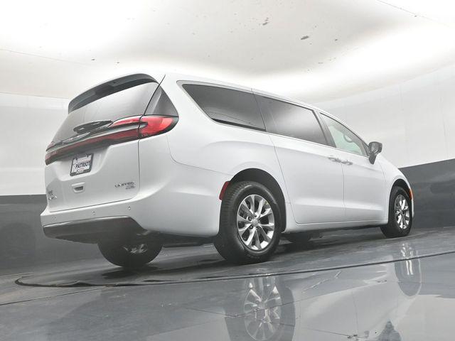 2026 Chrysler Pacifica Limited AWD