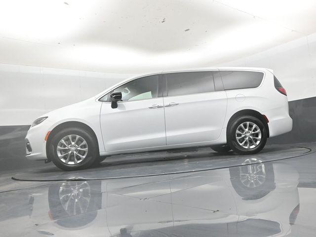 2026 Chrysler Pacifica Limited AWD