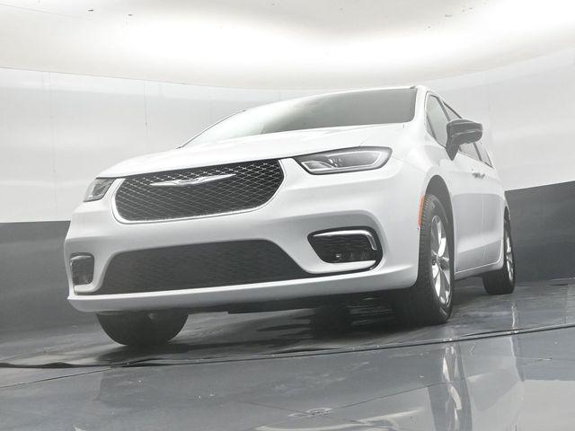 2026 Chrysler Pacifica Limited AWD