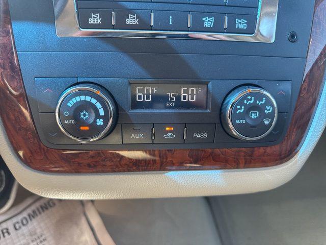 2006 Cadillac DTS Standard