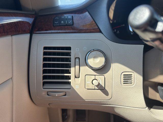 2006 Cadillac DTS Standard