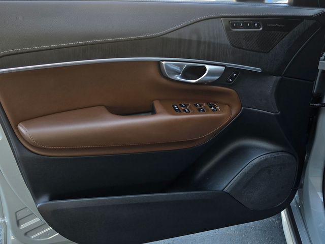 2024 Volvo XC90 Recharge T8 Ultimate Bright Theme 7-Seater