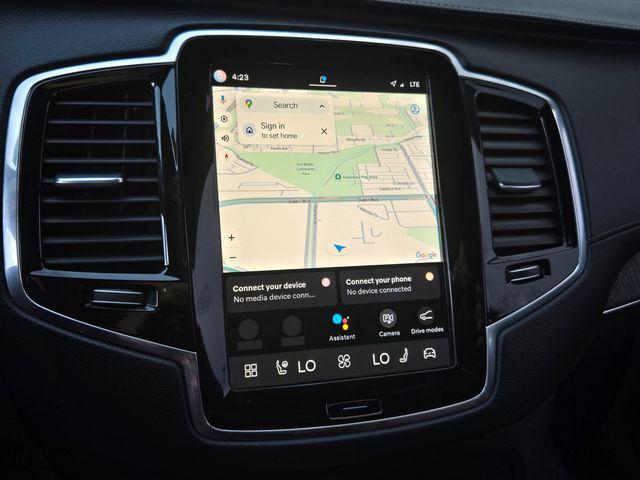 2024 Volvo XC90 Recharge T8 Ultimate Bright Theme 7-Seater