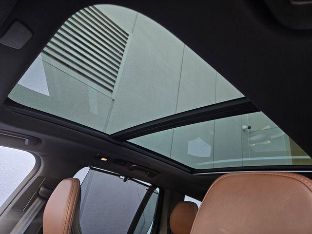 2024 Volvo XC90 Recharge T8 Ultimate Bright Theme 7-Seater