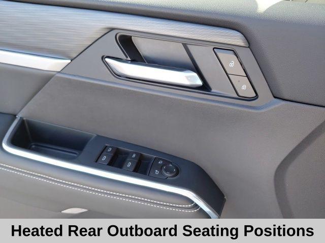 2026 GMC Acadia Elevation FWD