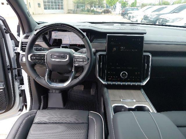 2026 GMC Acadia Denali FWD