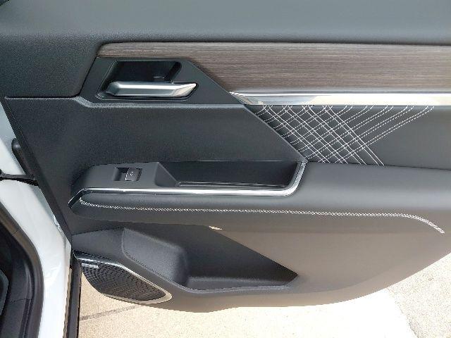 2026 GMC Acadia Denali FWD