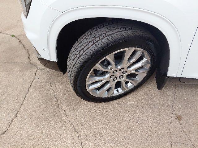 2026 GMC Acadia Denali FWD