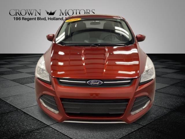 Used 2016 Ford Escape SE with VIN 1FMCU0G74GUB54584 for sale in Holland, MI