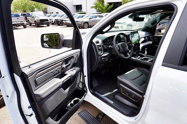 2026 Ram 1500 Limited Crew Cab 4x4 5'7" Box