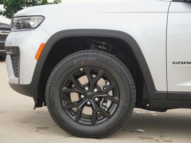 2026 Jeep Grand Cherokee L Altitude 4x2