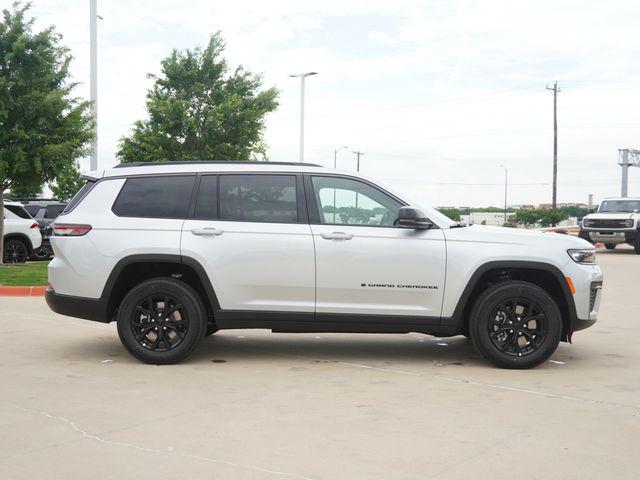2026 Jeep Grand Cherokee L Altitude 4x2