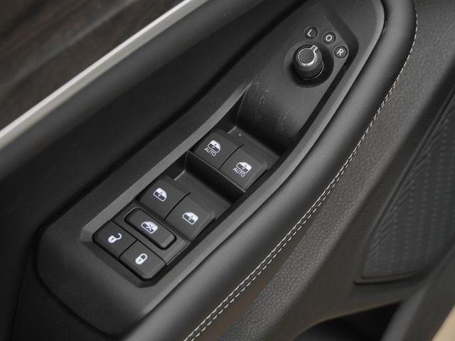 2026 Jeep Grand Cherokee L Altitude 4x2