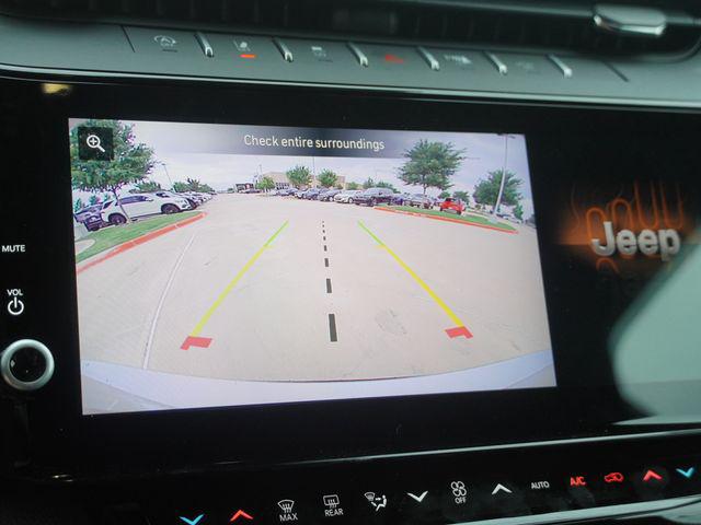 2026 Jeep Grand Cherokee L Altitude 4x2