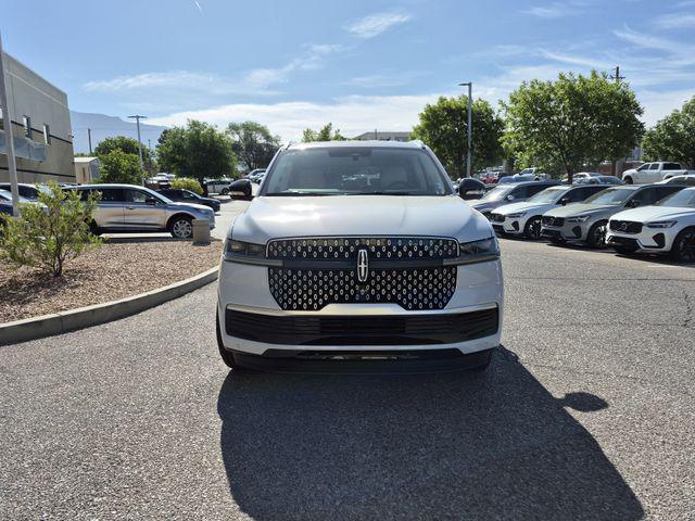 2026 Lincoln Navigator Premiere