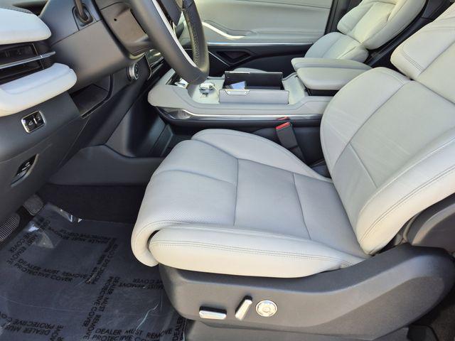 2026 Lincoln Navigator Premiere