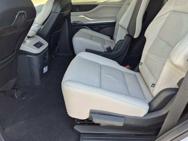 2026 Lincoln Navigator Premiere