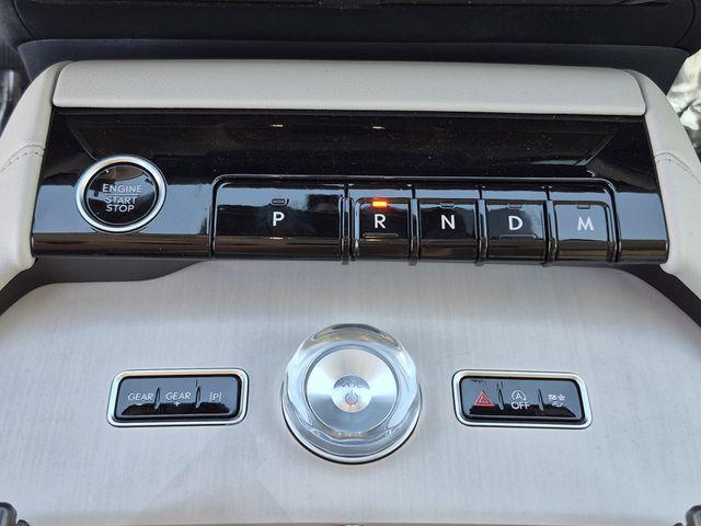 2026 Lincoln Navigator Premiere