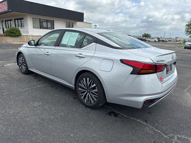 2025 Nissan Altima SV FWD