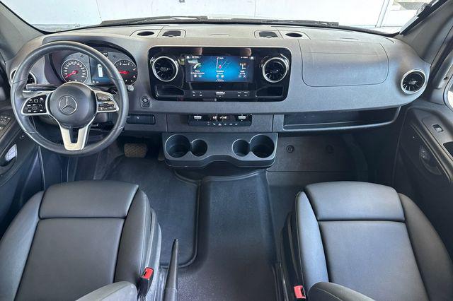 2022 Mercedes-Benz Sprinter 2500 Standard Roof V6