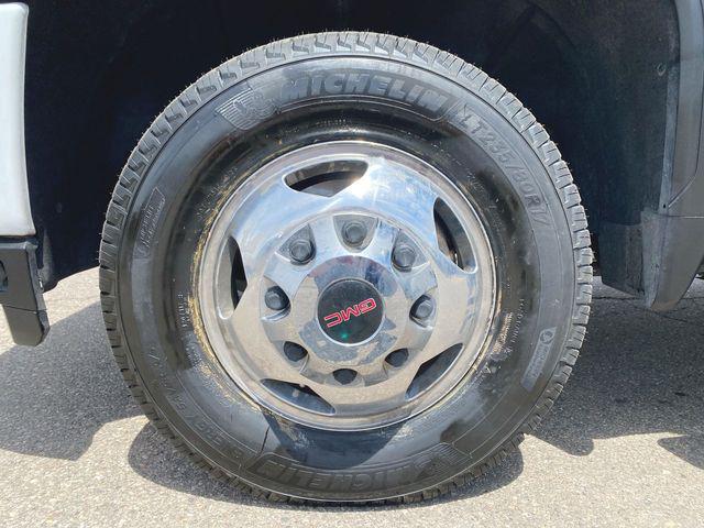 2023 GMC Sierra 3500HD 4WD Crew Cab Long Bed Denali