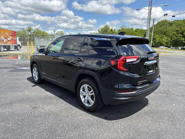 2024 GMC Terrain AWD SLE