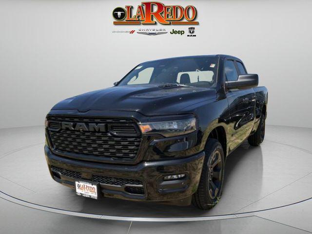 2026 RAM Ram 1500 RAM 1500 EXPRESS QUAD CAB 4X4 64 BOX