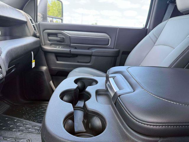 2026 Ram 3500 Tradesman/Big Horn
