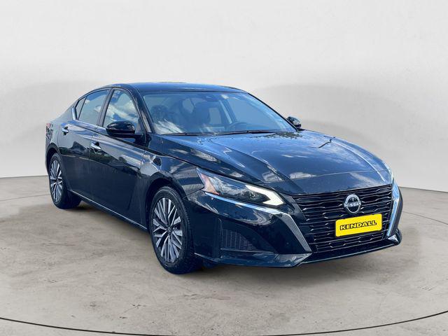 2023 Nissan Altima SV FWD